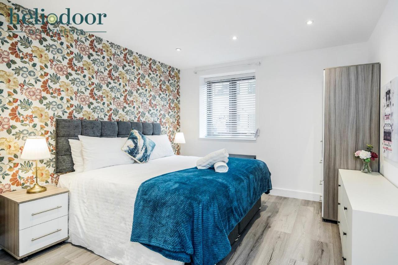 Milton Keynes Apartments, Sleeps Up To 5, Free Parking, Free Wifi & Movies, 7 Mins Drive To Milton Keynes Central Station For Direct Trains To London & The North Екстериор снимка