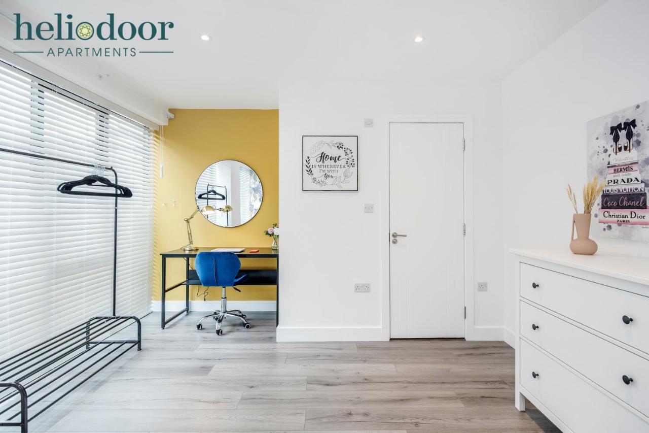 Milton Keynes Apartments, Sleeps Up To 5, Free Parking, Free Wifi & Movies, 7 Mins Drive To Milton Keynes Central Station For Direct Trains To London & The North Екстериор снимка