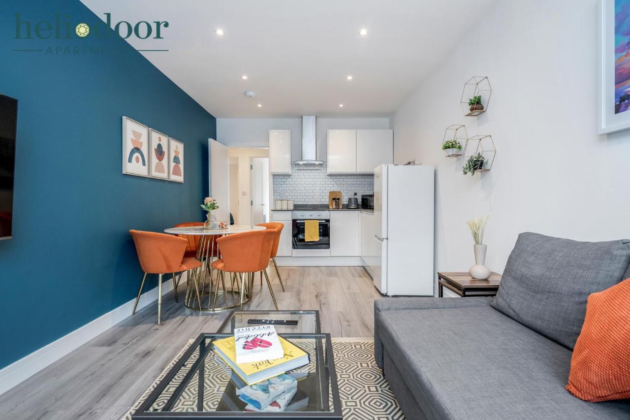 Milton Keynes Apartments, Sleeps Up To 5, Free Parking, Free Wifi & Movies, 7 Mins Drive To Milton Keynes Central Station For Direct Trains To London & The North Екстериор снимка