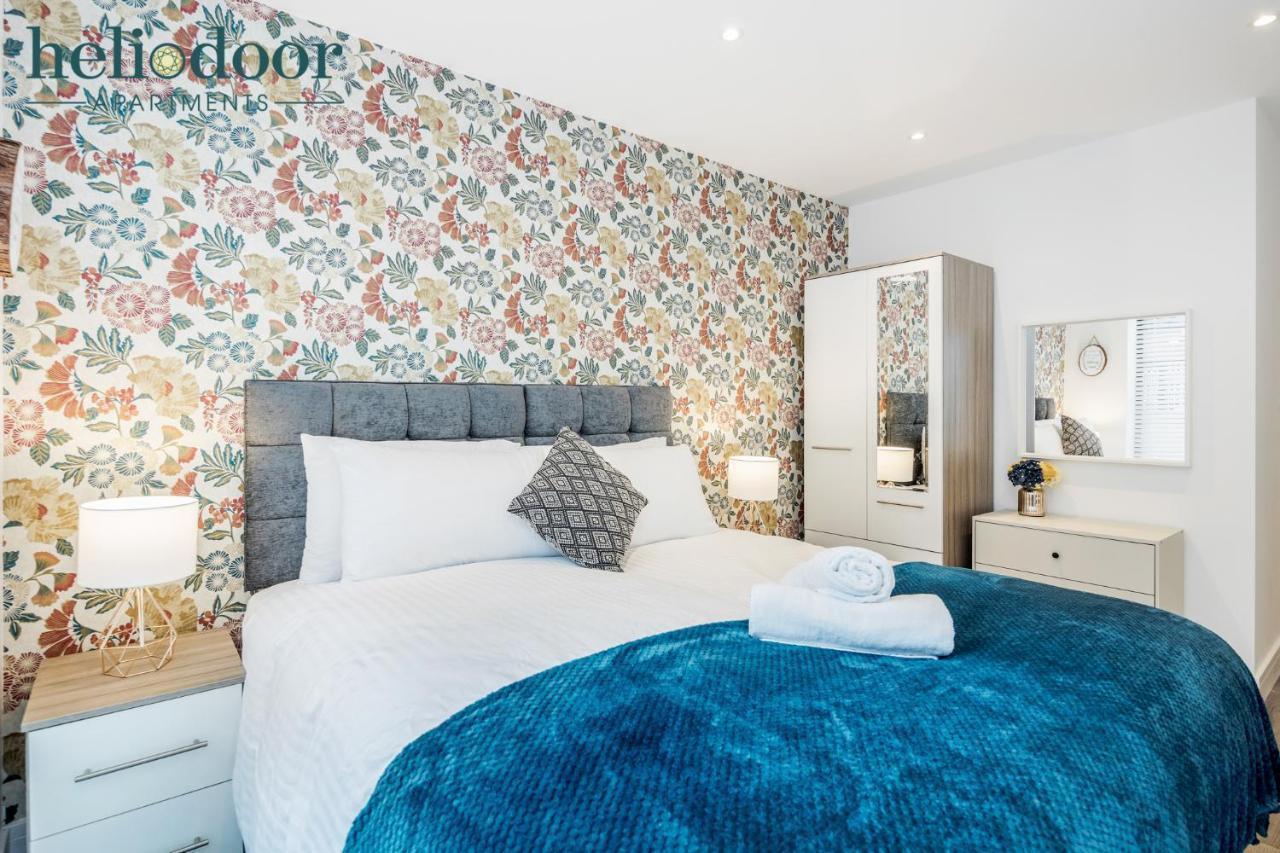 Milton Keynes Apartments, Sleeps Up To 5, Free Parking, Free Wifi & Movies, 7 Mins Drive To Milton Keynes Central Station For Direct Trains To London & The North Екстериор снимка