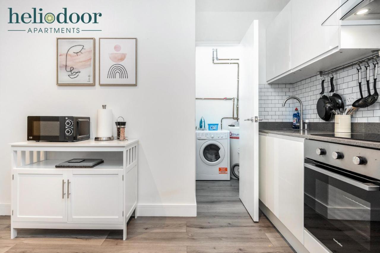 Milton Keynes Apartments, Sleeps Up To 5, Free Parking, Free Wifi & Movies, 7 Mins Drive To Milton Keynes Central Station For Direct Trains To London & The North Екстериор снимка