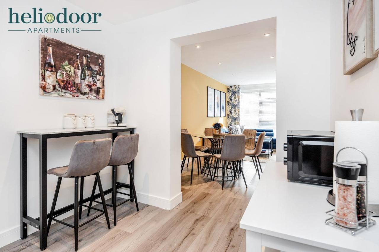 Milton Keynes Apartments, Sleeps Up To 5, Free Parking, Free Wifi & Movies, 7 Mins Drive To Milton Keynes Central Station For Direct Trains To London & The North Екстериор снимка