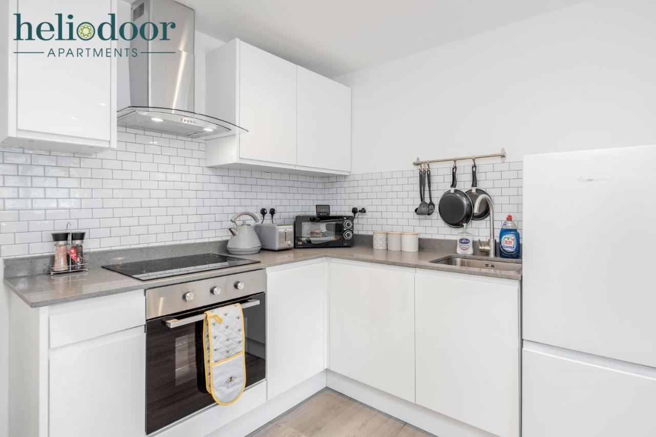 Milton Keynes Apartments, Sleeps Up To 5, Free Parking, Free Wifi & Movies, 7 Mins Drive To Milton Keynes Central Station For Direct Trains To London & The North Екстериор снимка