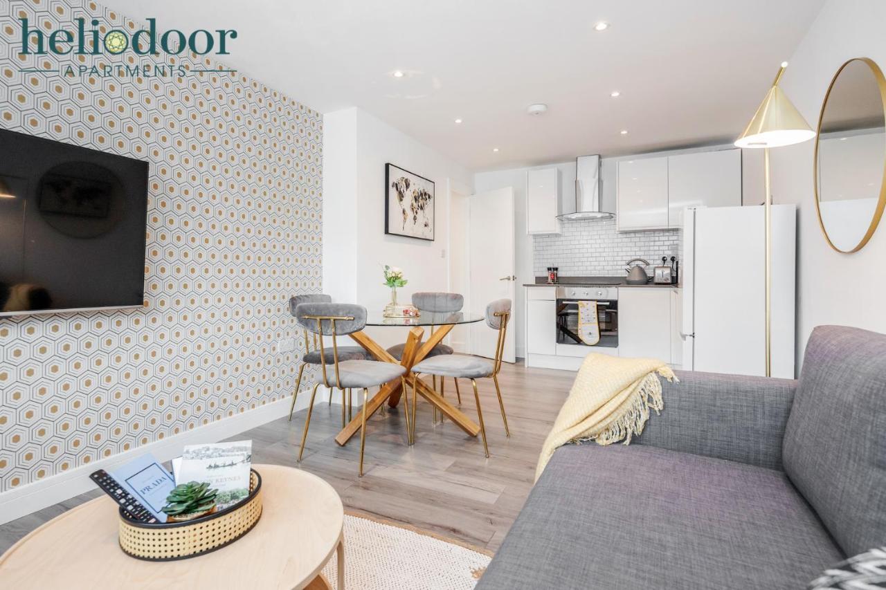 Milton Keynes Apartments, Sleeps Up To 5, Free Parking, Free Wifi & Movies, 7 Mins Drive To Milton Keynes Central Station For Direct Trains To London & The North Екстериор снимка