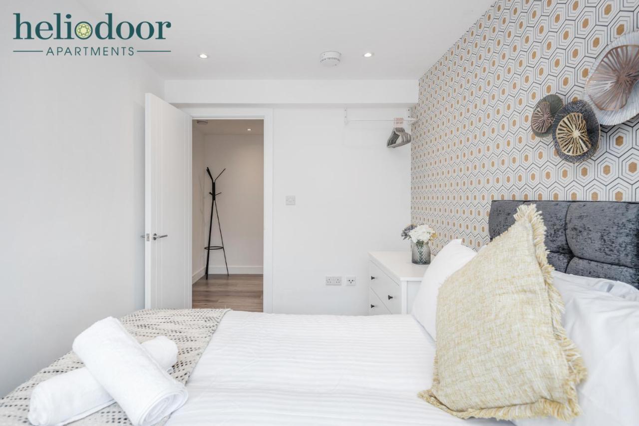 Milton Keynes Apartments, Sleeps Up To 5, Free Parking, Free Wifi & Movies, 7 Mins Drive To Milton Keynes Central Station For Direct Trains To London & The North Екстериор снимка